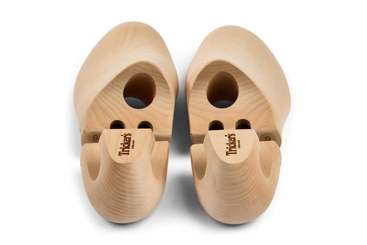 NATURAL WOOD SHOE TREE - Image 4